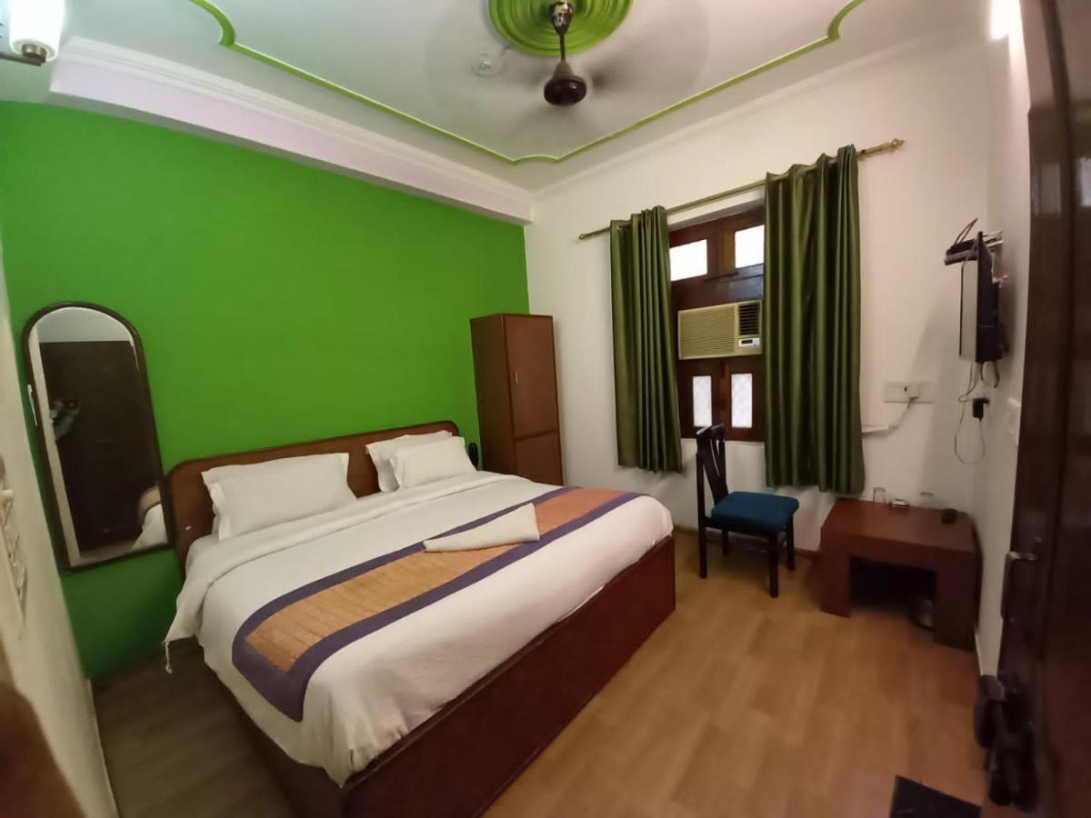 Hotel Shri Ram Nowe Delhi Zewnętrze zdjęcie