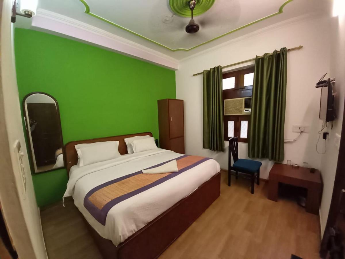 Hotel Shri Ram Nowe Delhi Zewnętrze zdjęcie