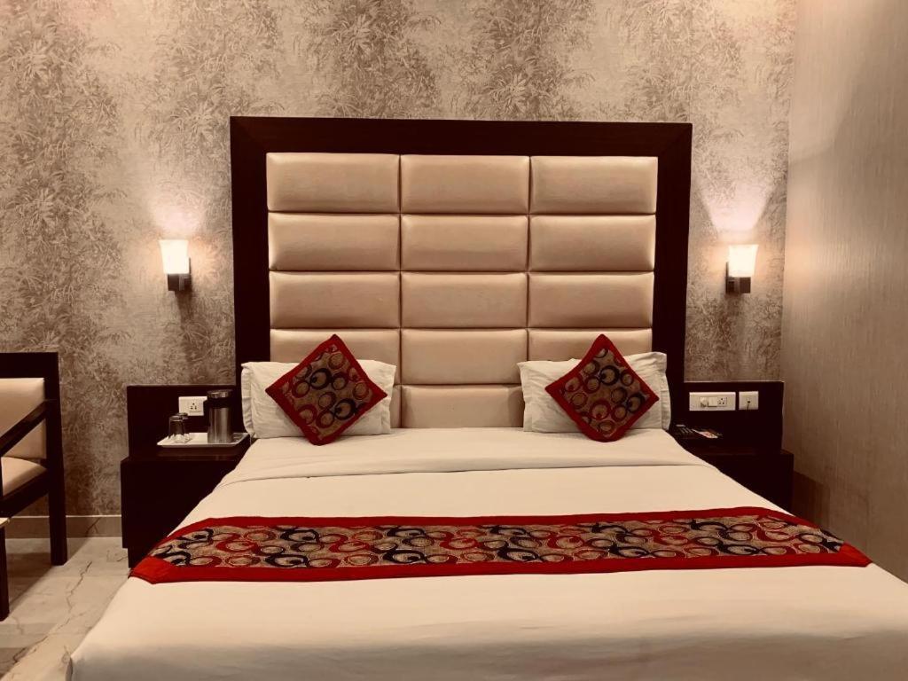 Hotel Shri Ram Nowe Delhi Zewnętrze zdjęcie